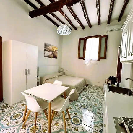 Malvasia 70 Bed & Breakfast 3*